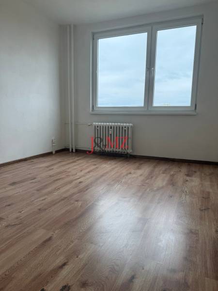 3 izbový byt Dopravná ul. Levice