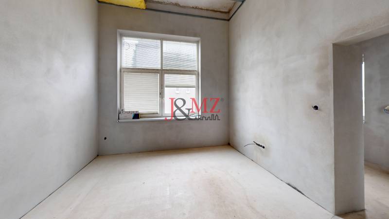 4-izbovy-jedinecny-byt-v-Dolnej-Seci-3x-terasa-Bedroom 6.jpg