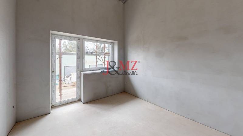 4-izbovy-jedinecny-byt-v-Dolnej-Seci-3x-terasa-Bedroom 9.jpg