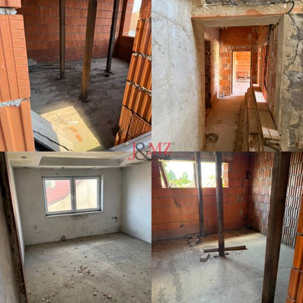 Kuzmanyho ul. Levice RD - stavbený pozemok  (16).JPG