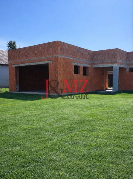 Rozostavaný RD Doplná Seč.png